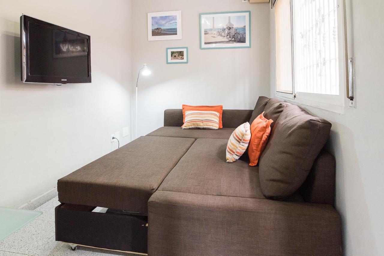 Malagaonbeach 1 - Two Bedrooms - Up To 3 People - 10 Meters Beach Extérieur photo