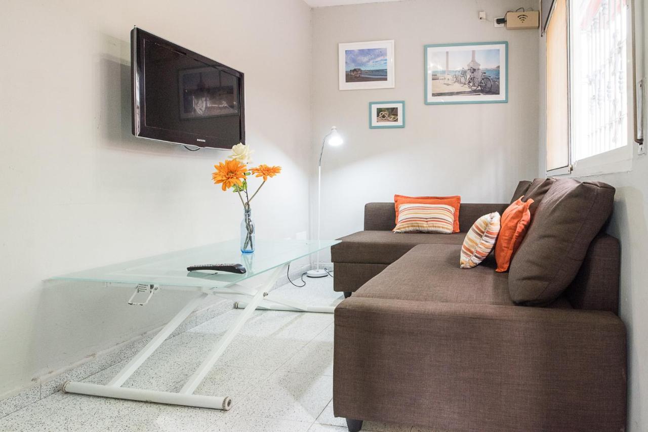 Malagaonbeach 1 - Two Bedrooms - Up To 3 People - 10 Meters Beach Extérieur photo